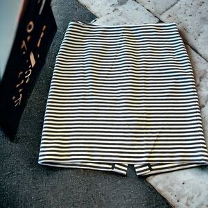 Talbots Black & Cream Striped Pencil Skirt
